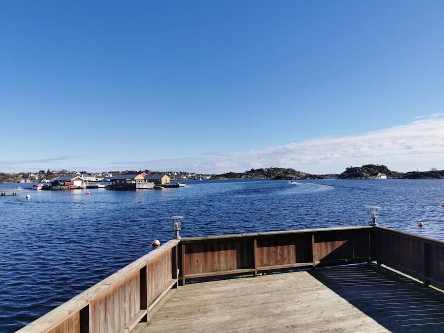 Ferie Pa Bryggekanten I Kristiansand, Flekkeroy Exterior foto